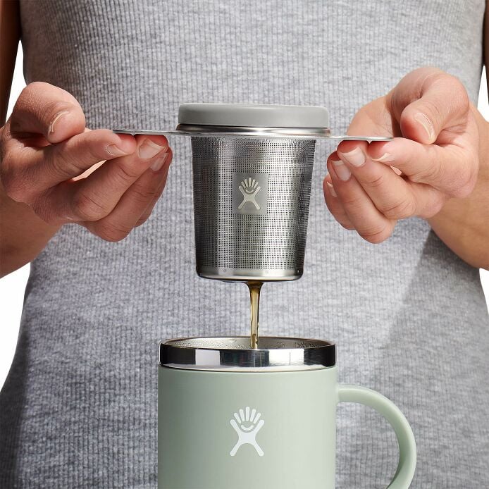 tea-infuser-g4 drif035-tea-infuser-birch-hb-pour_1.jpg