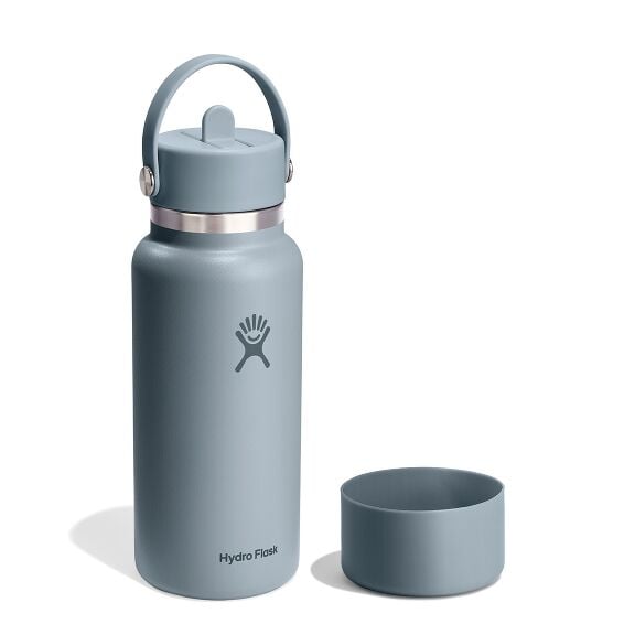 32-oz-straw-bottle-and-boot-bundle-e3 group_199_1.jpg